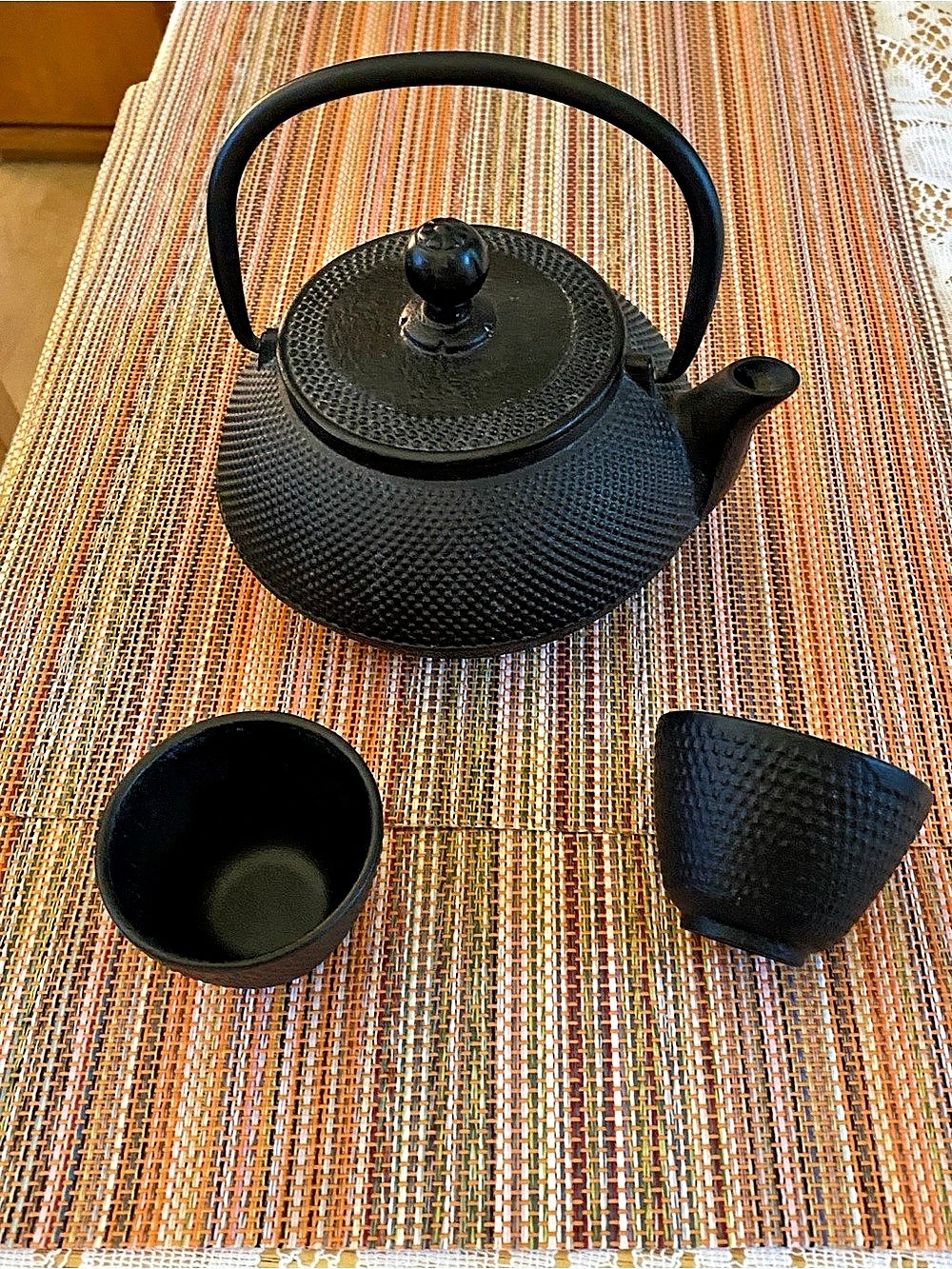 Black Hobnail Cast Iron Teapot Set with Infuser
